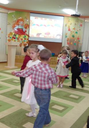 Танец детей